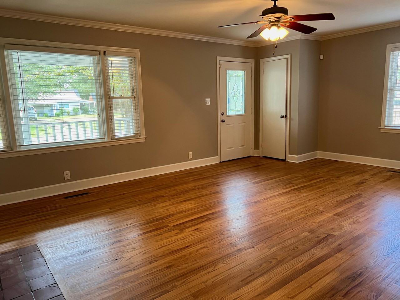 436 Berkley St Se - Photo 5 of 22