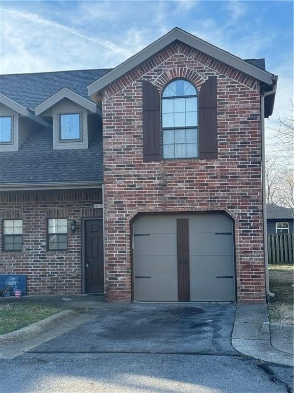 4015 Glenstone Ter #D - Photo 2 of 14