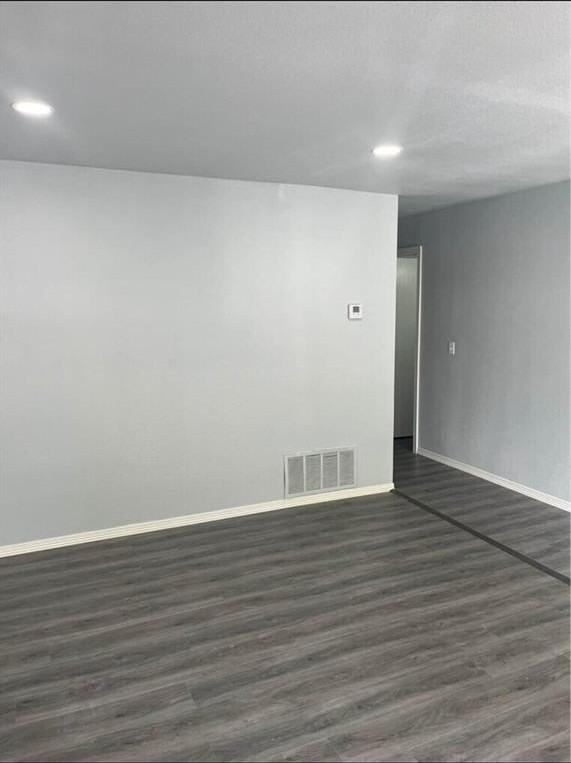 1701 N Lewis Ave #3 - Photo 6 of 13