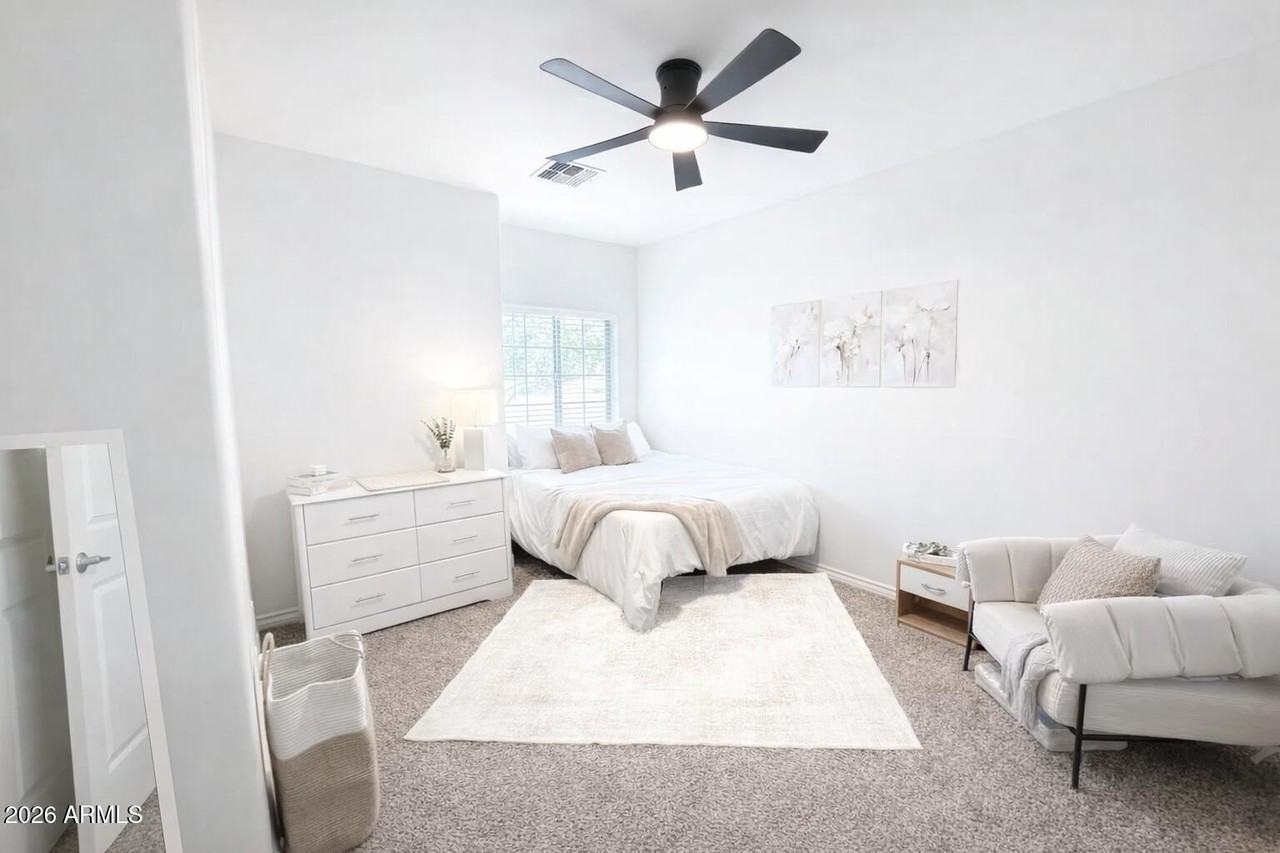 854 S San Marcos Dr - Photo 3 of 39