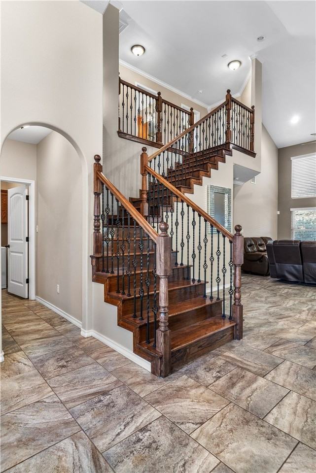 7426 Lake Geneva Dr - Photo 5 of 20