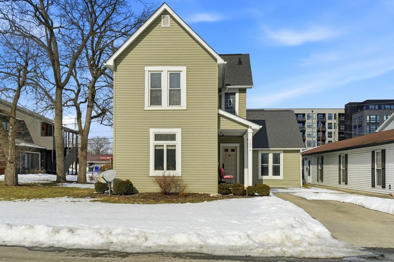 1374 Ida Ave - Photo 2 of 44