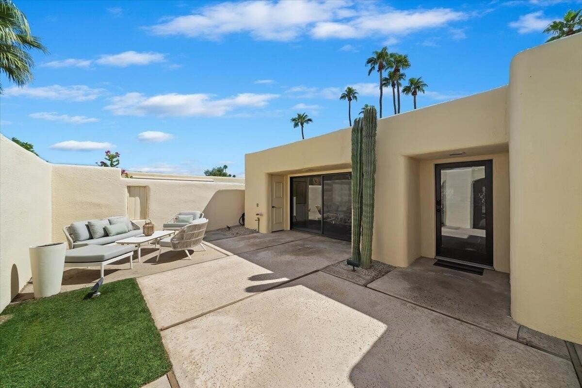 436 N Greenhouse Way - Photo 5 of 30