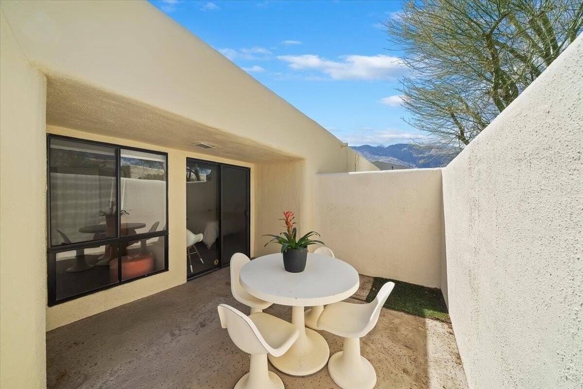 436 N Greenhouse Way - Photo 6 of 30