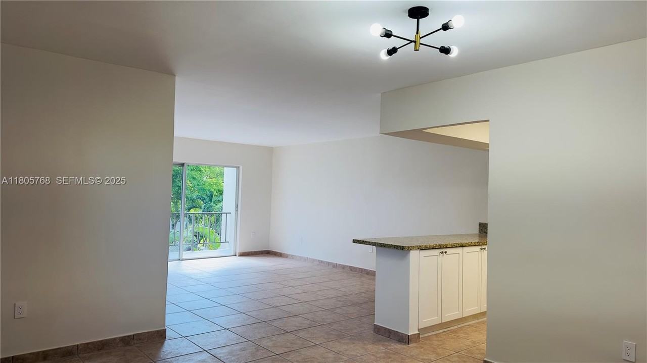 6900 North Kendall Drive - Photo 4 of 13