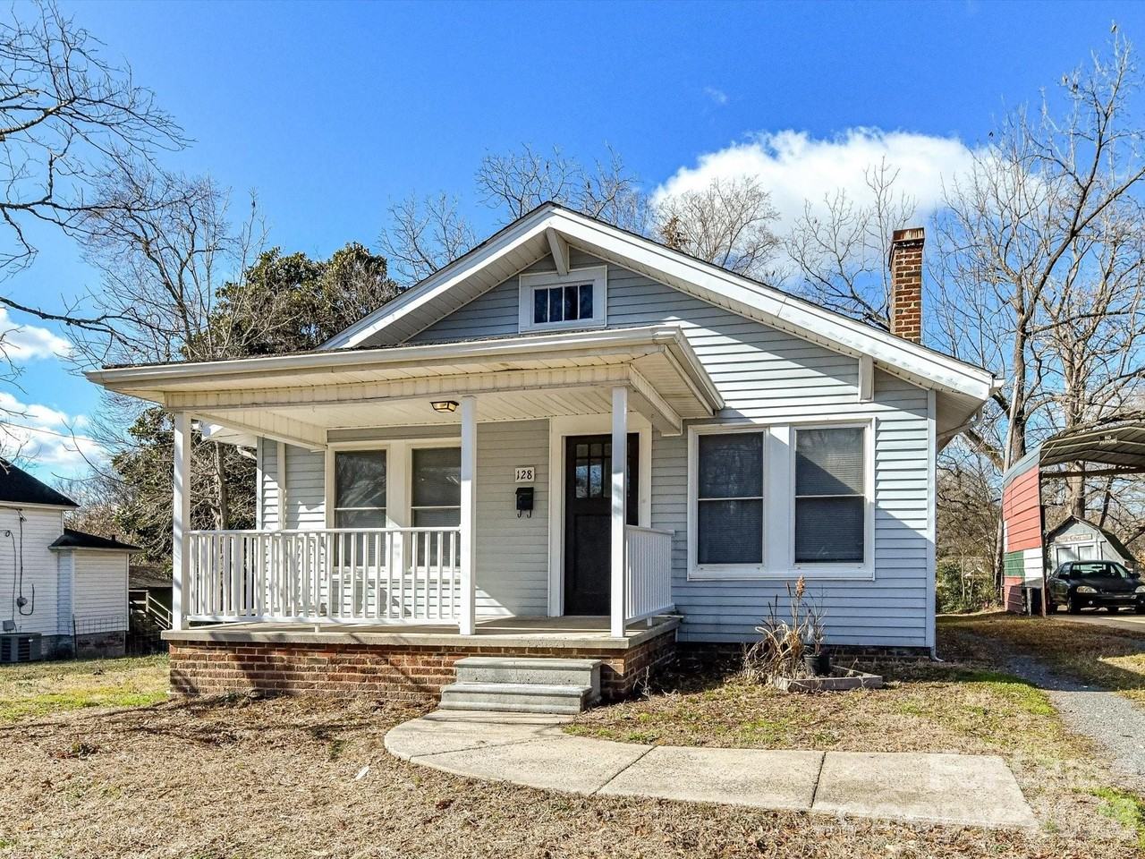 128 Harwood St - Photo 2 of 26