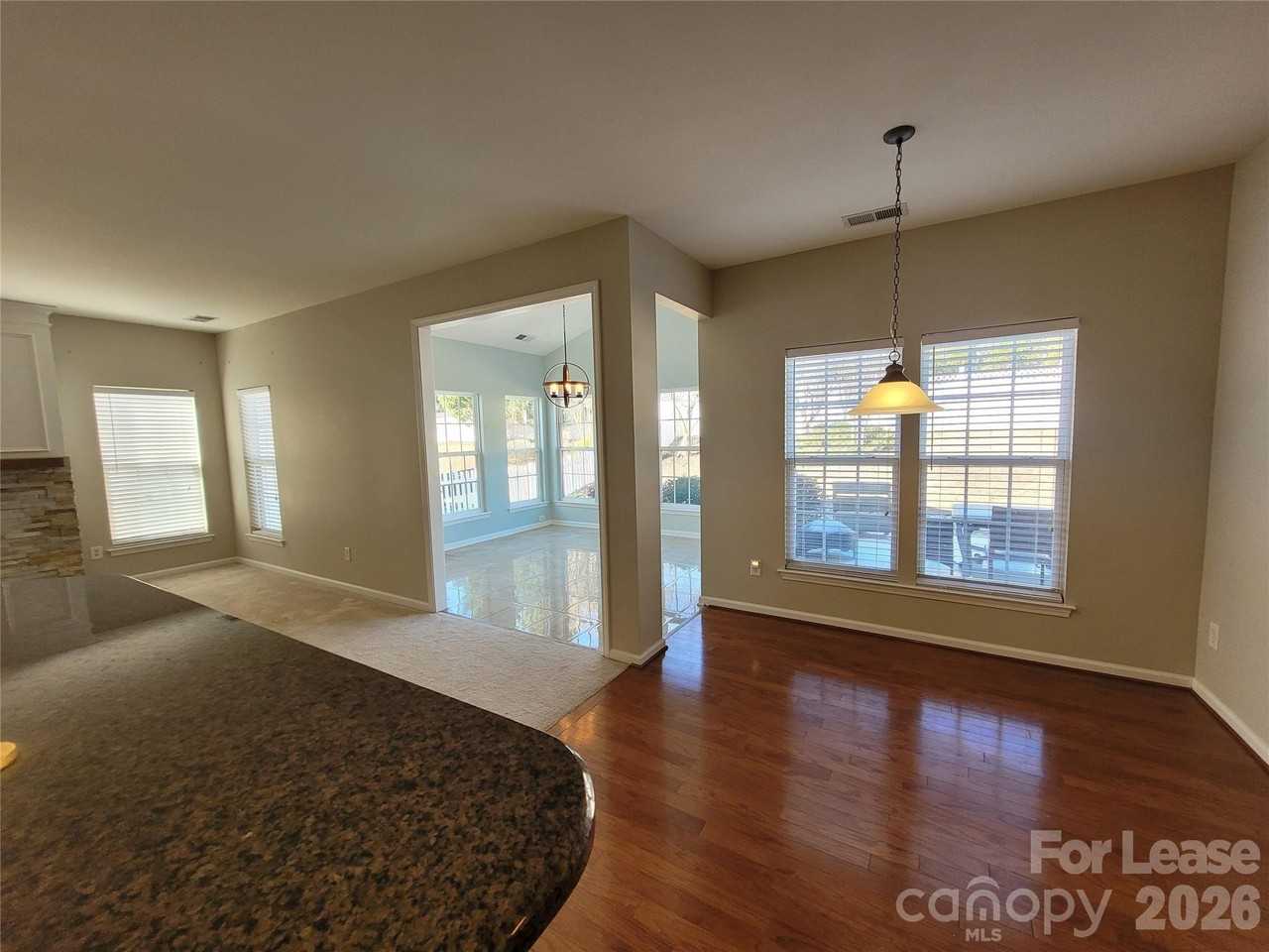 2728 Sunberry Ln Nw - Photo 5 of 17