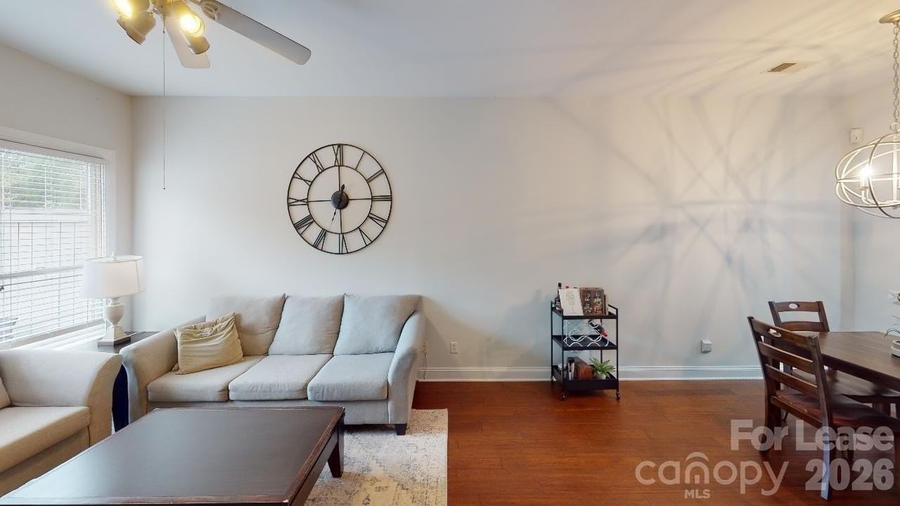 1007 Park West Dr - Photo 7 of 18