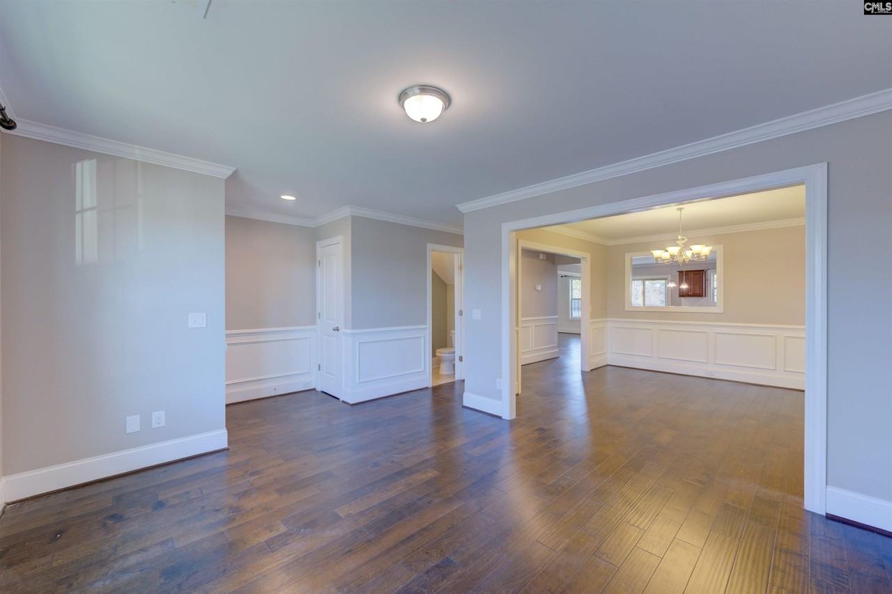 905 Blue Willow Way - Photo 6 of 30