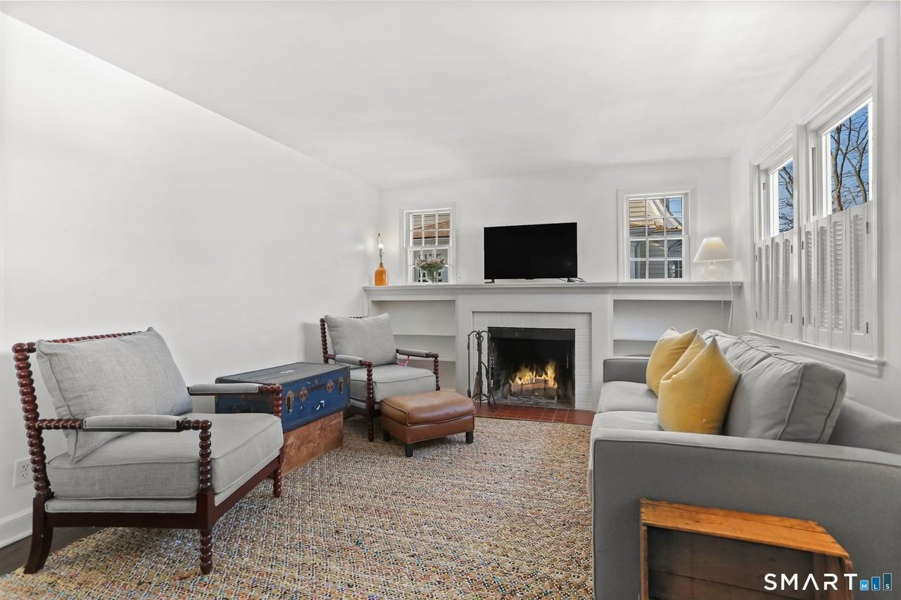 41 Dalewood Ave - Photo 7 of 38