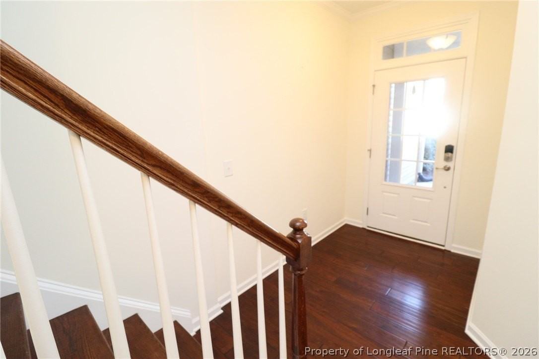 208 Kylemore Cir - Photo 3 of 47