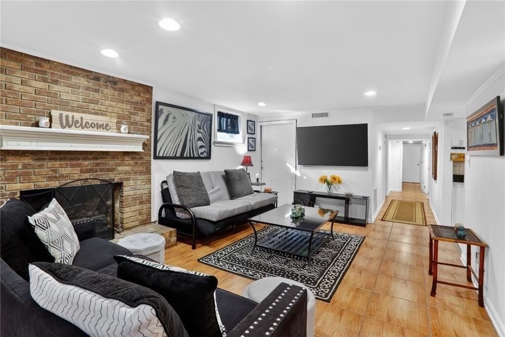 843 Artwood Rd Ne Unit 843 #843 - Photo 7 of 26