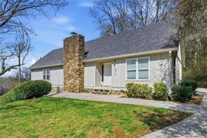 featured image of 212 Chandler St Apt 3 #3