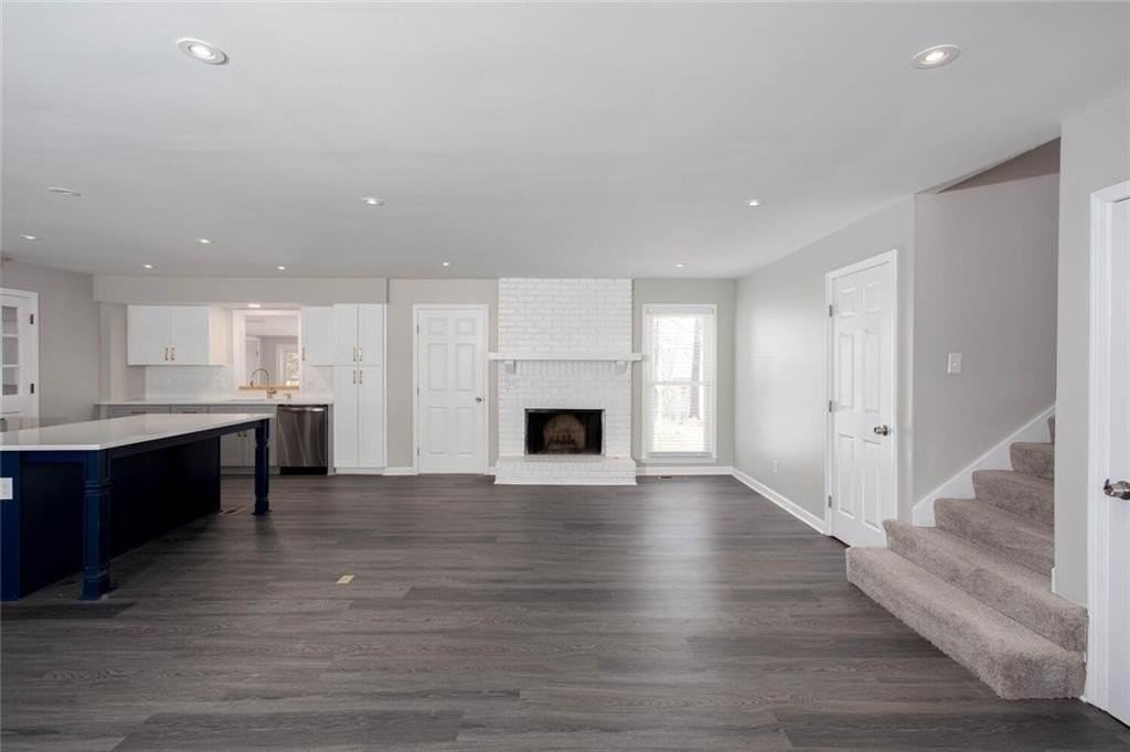 1722 Johnston Trl Nw - Photo 6 of 40