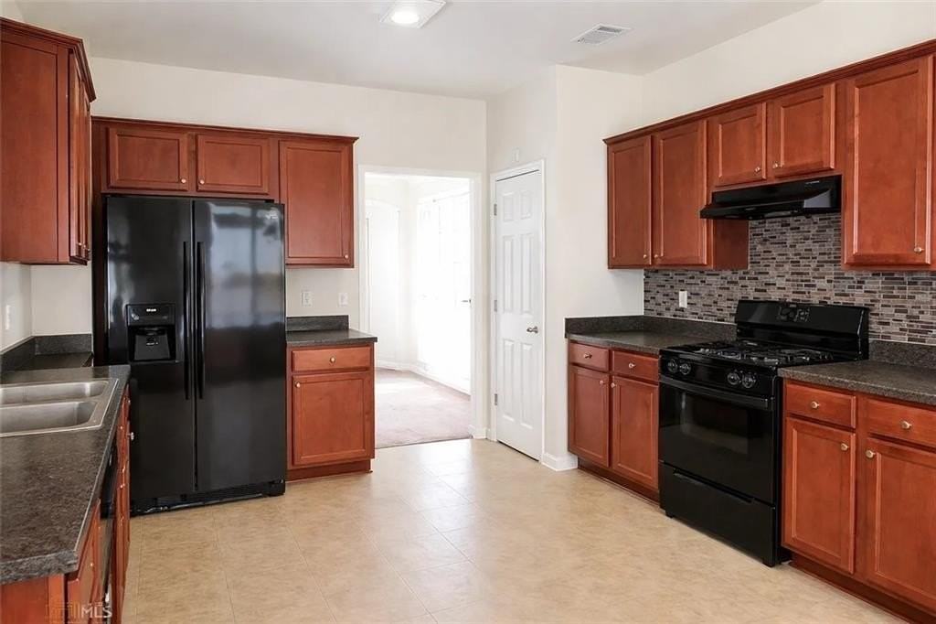 3426 Big Leaf Ct - Photo 5 of 10