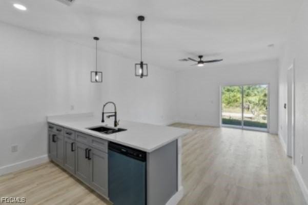 8249 Dimstead St - Photo 3 of 8