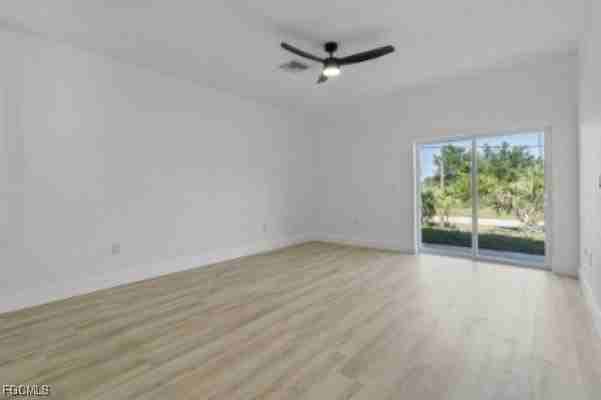 8249 Dimstead St - Photo 6 of 8