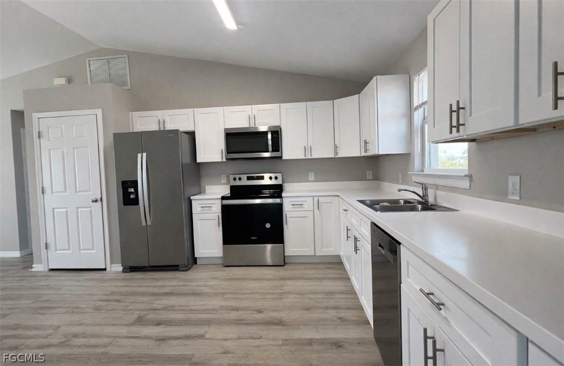 3108 73rd St W - Photo 3 of 20