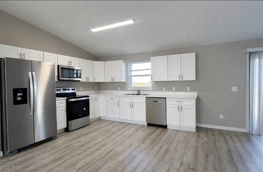 3108 73rd St W - Photo 4 of 20