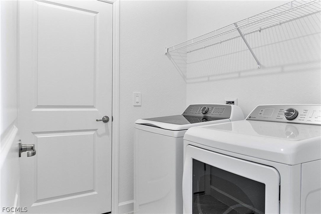 15077 Anchorage Rd - Photo 7 of 43