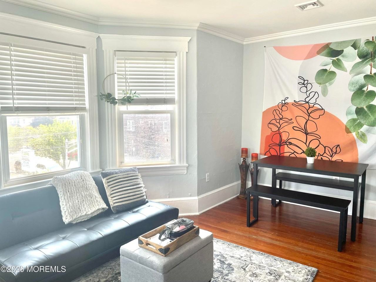 401 Main St #2 - Photo 4 of 8