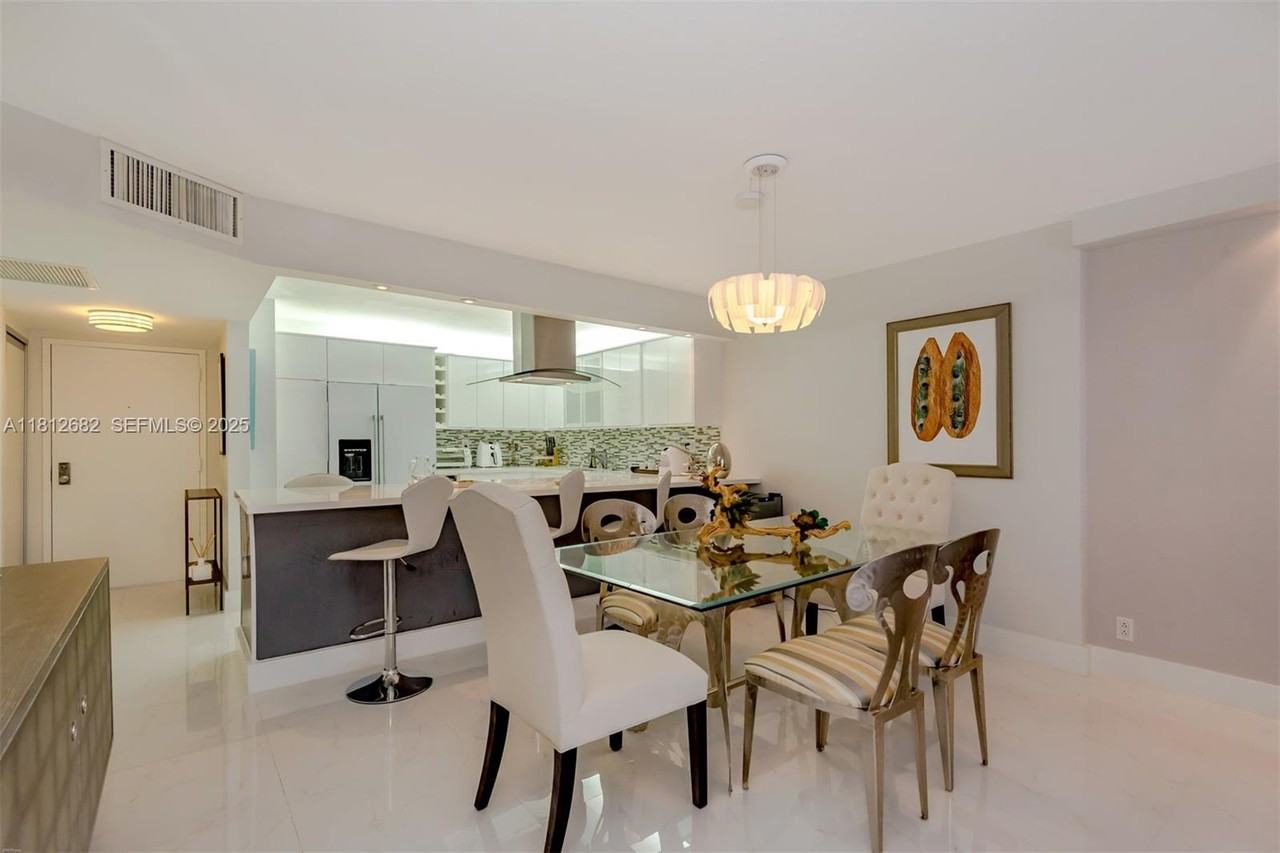 18151 Northeast 31st Court - Photo 3 of 34