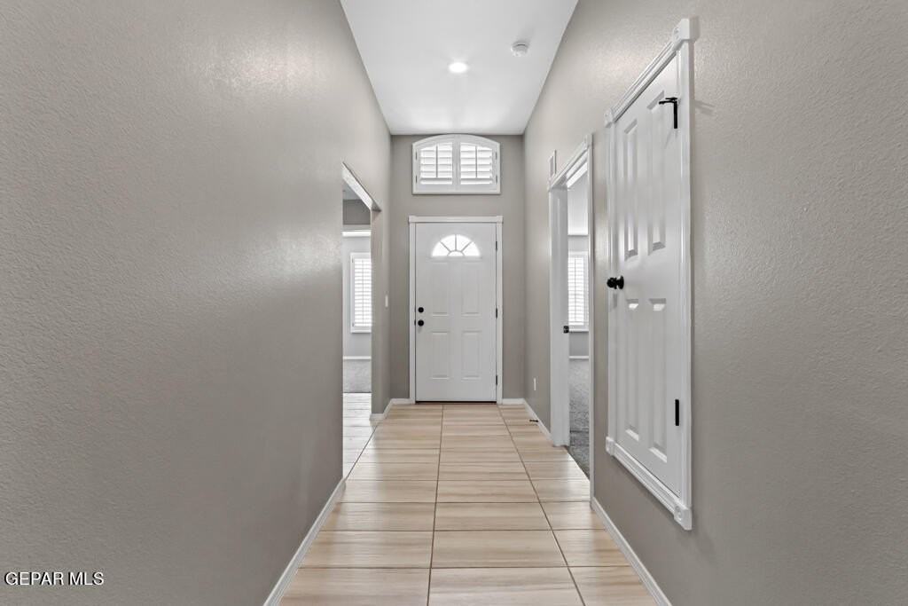 1908 Thomas Lackland St - Photo 5 of 40