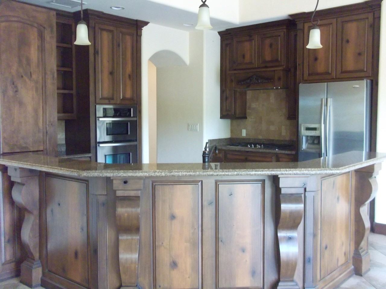 6284 Wildwood Ct - Photo 7 of 22