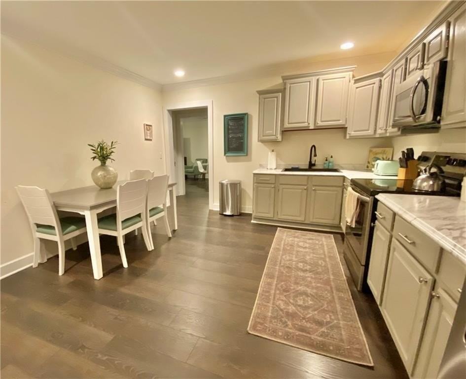 105 Travellers Way - Photo 5 of 20