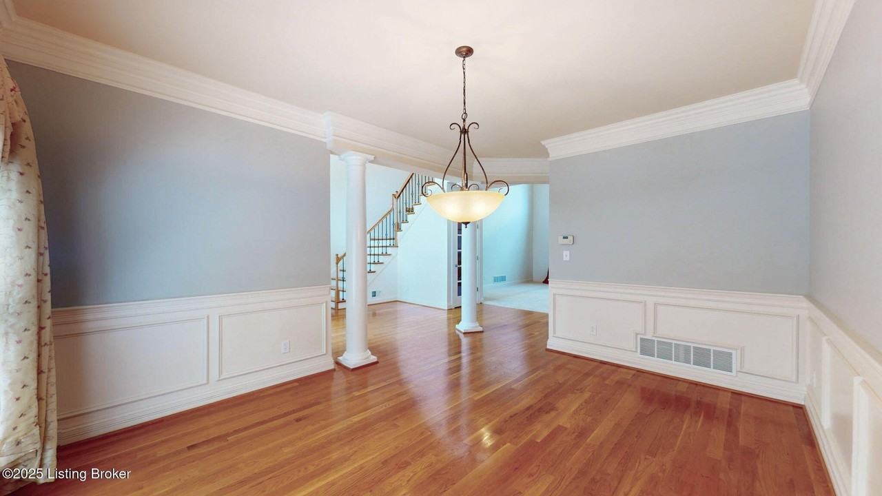 5407 Merribrook Ln - Photo 4 of 43