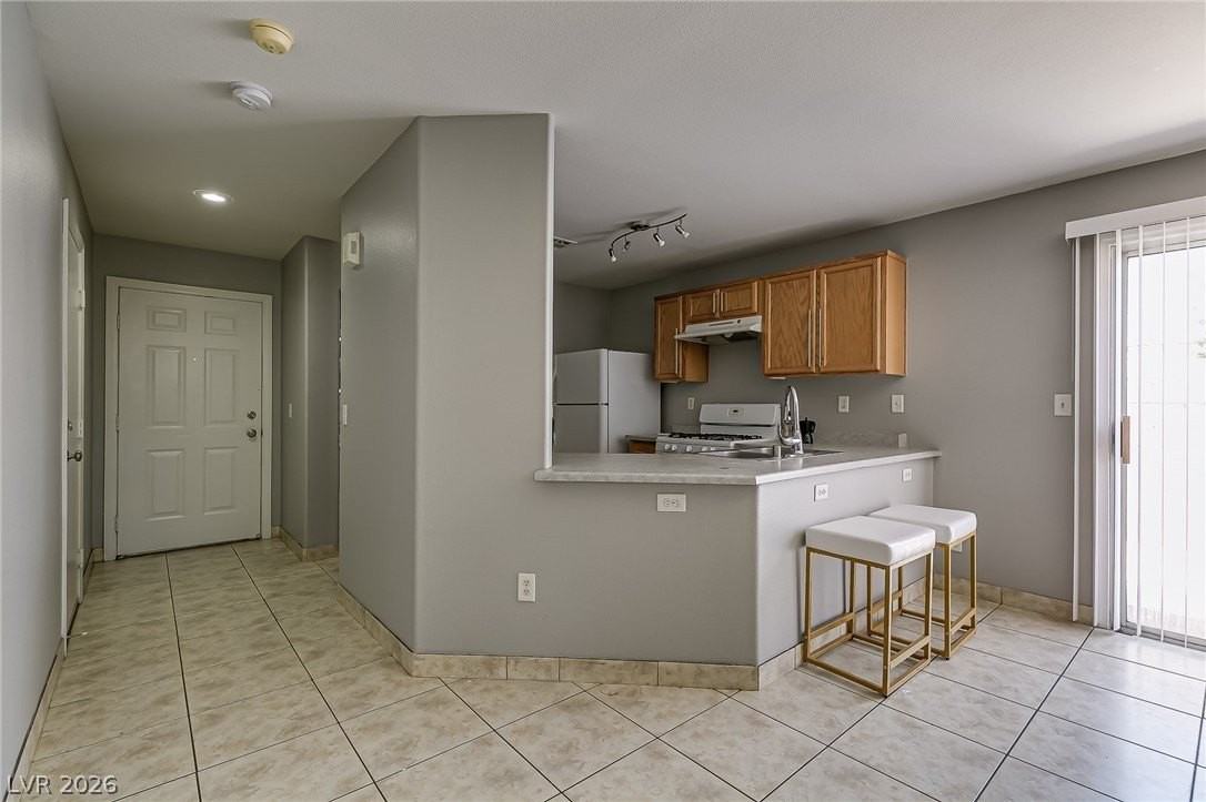 10010 Fragile Fields St - Photo 3 of 22