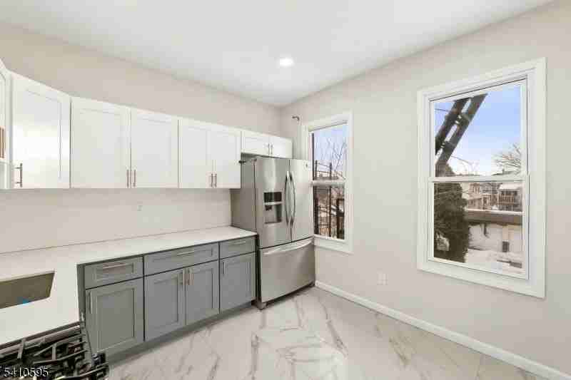 335 Boulevard - Photo 5 of 35