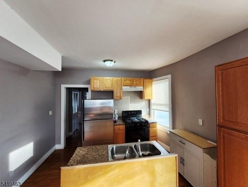 146 Hollywood Ave - Photo 7 of 22