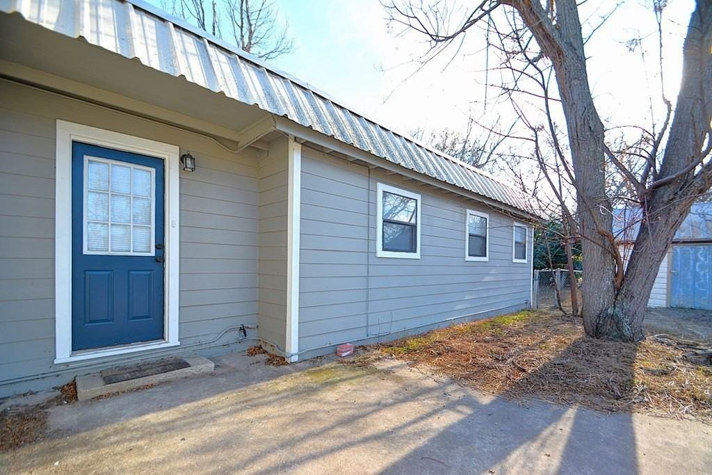 1707A Main St - Photo 2 of 23