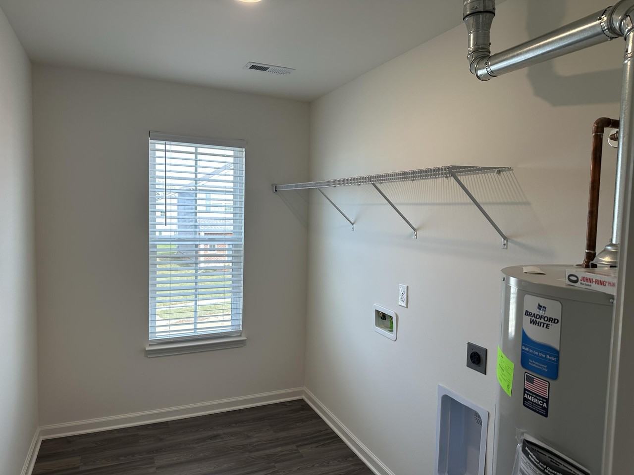 2470 Dittany Ln - Photo 7 of 25