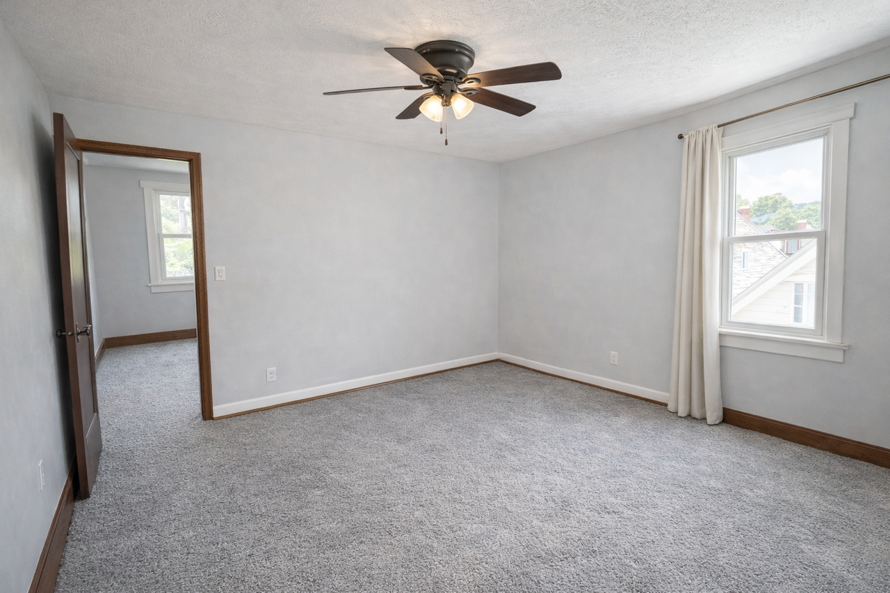 1608 Woodmont Avenue - Photo 6 of 8