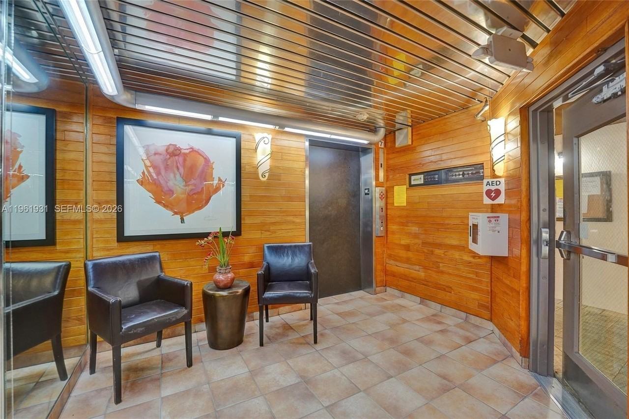 2814 N 46th Ave #H376 - Photo 6 of 49