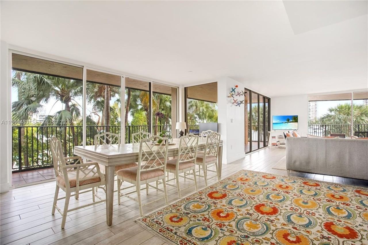 1700 S Bayshore Ln #3A - Photo 7 of 30