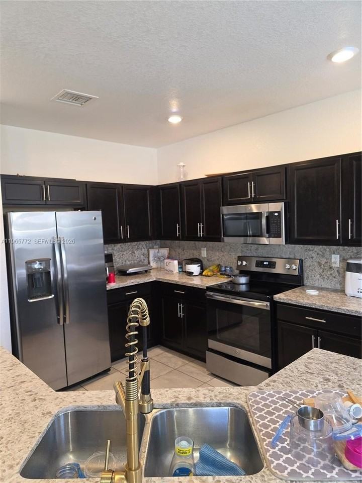 24122 Sw 117th Path #24122 - Photo 3 of 23