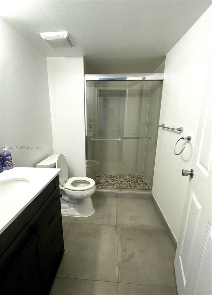 16571 Blatt Blvd #204 - Photo 5 of 16