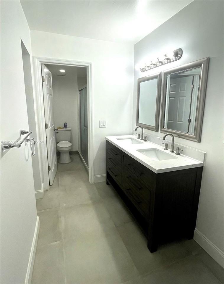 16571 Blatt Blvd #204 - Photo 6 of 16