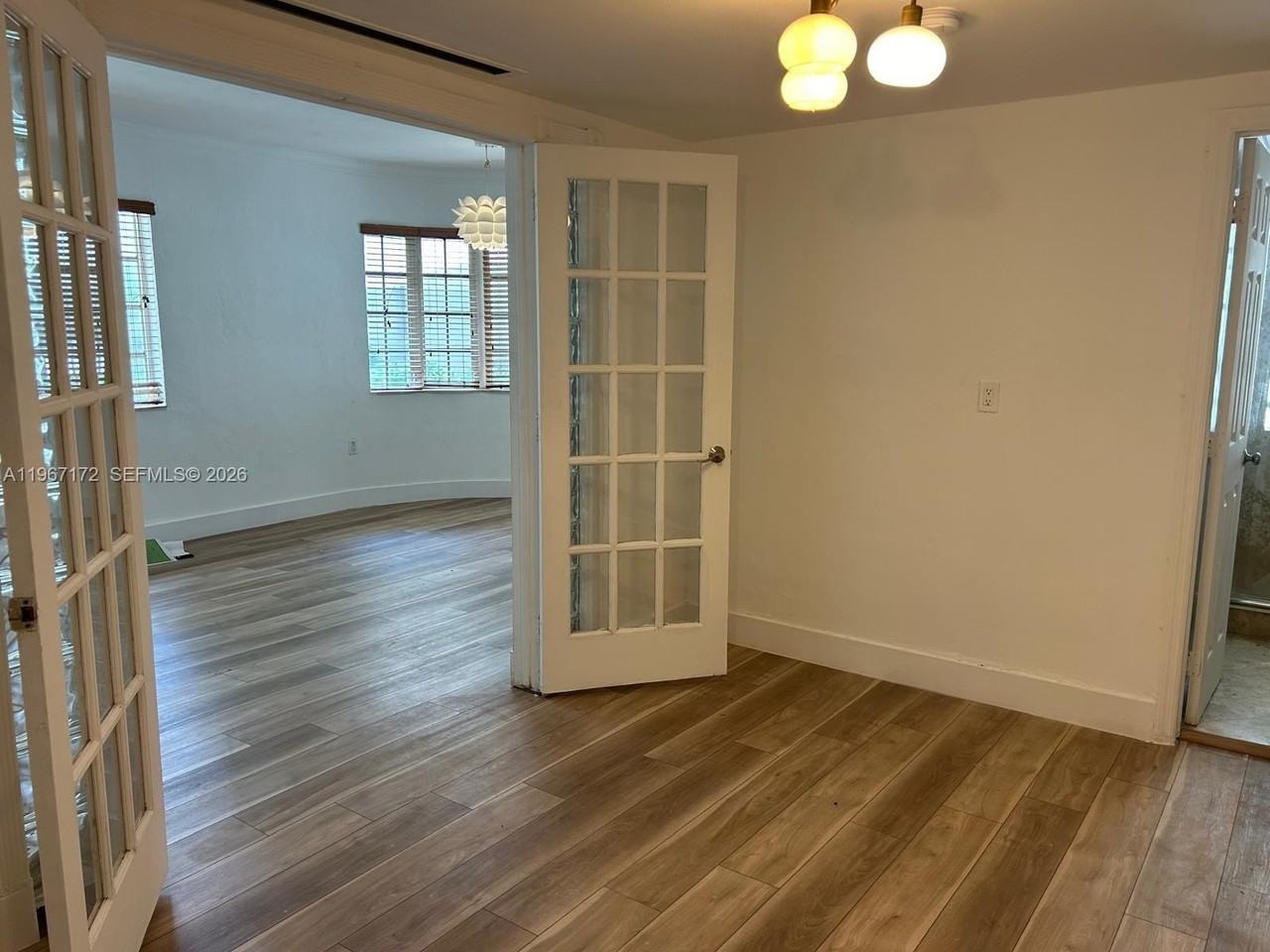 1605 Lenox Ave #1605-3 - Photo 6 of 17