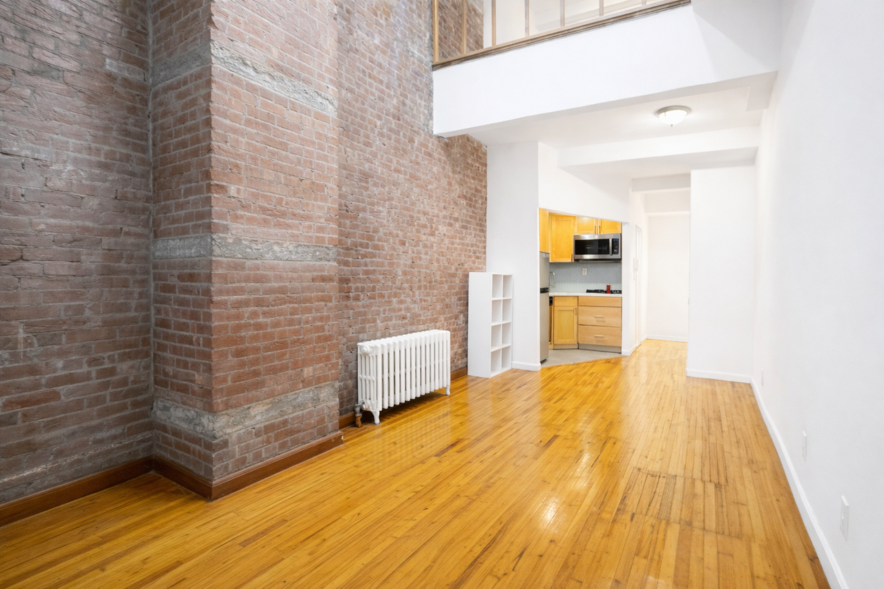 40 E 12th St #1BB - Photo 4 of 8