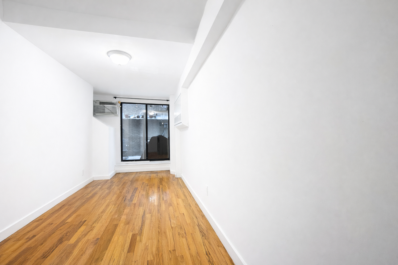 40 E 12th St #1BB - Photo 7 of 8