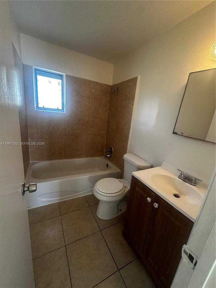 13433 Sw 268th St #13433 - Photo 5 of 22