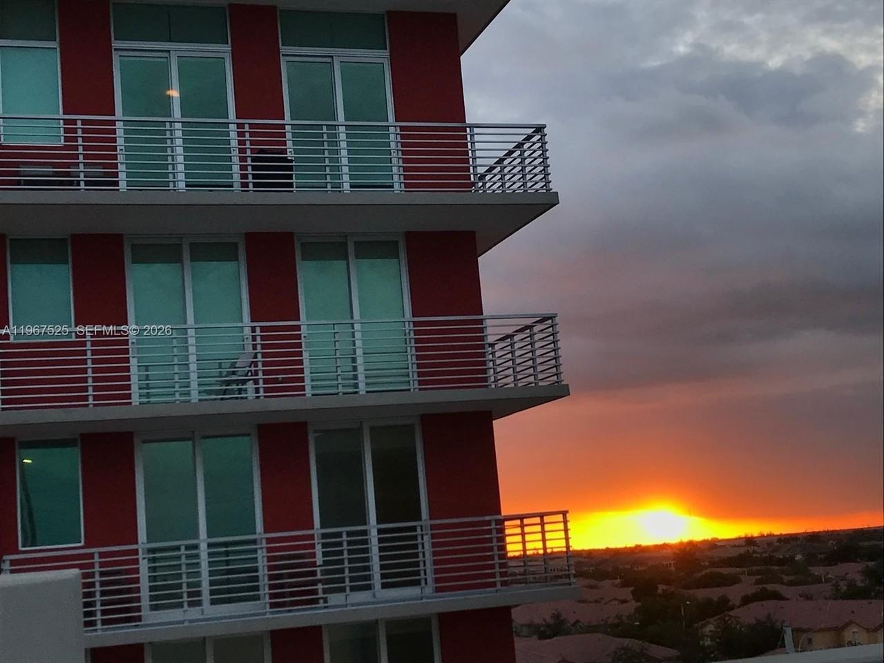 7875 Nw 107th Ave #812 - Photo 5 of 19