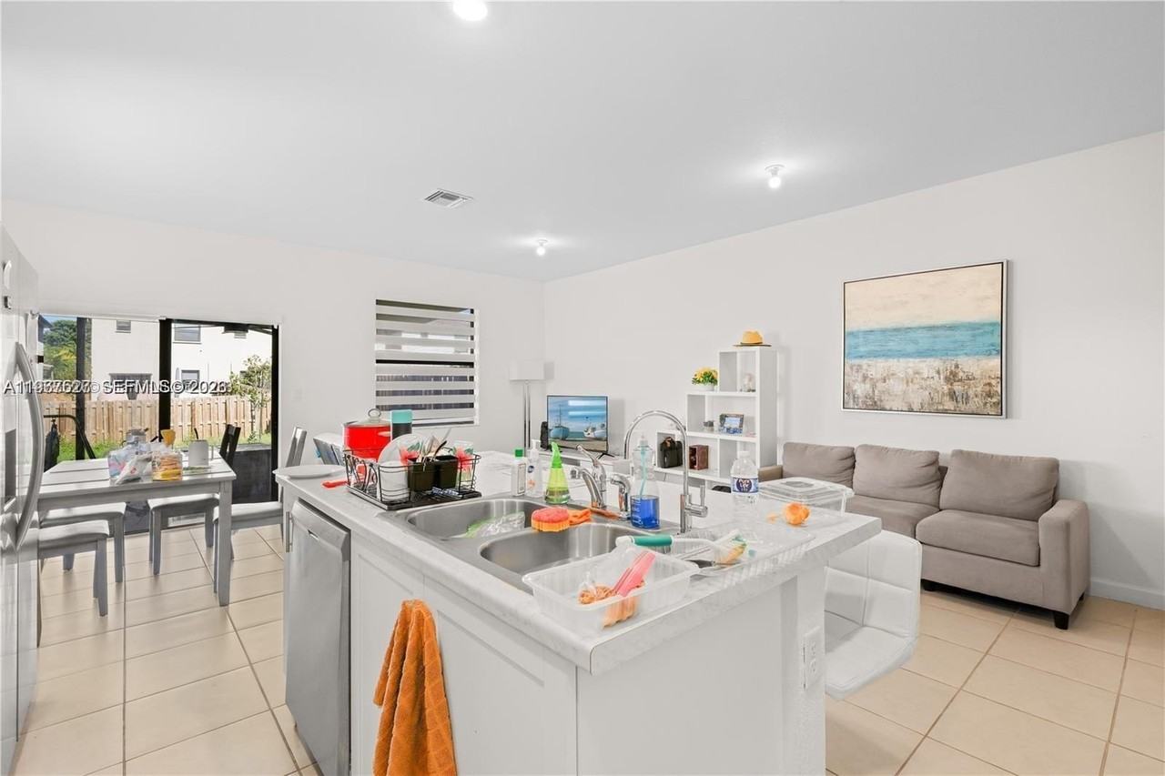 25449 Sw 108th Ct #0 - Photo 3 of 21