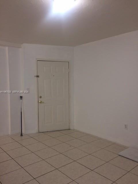 437 Sw 7th St #308 - Photo 5 of 14