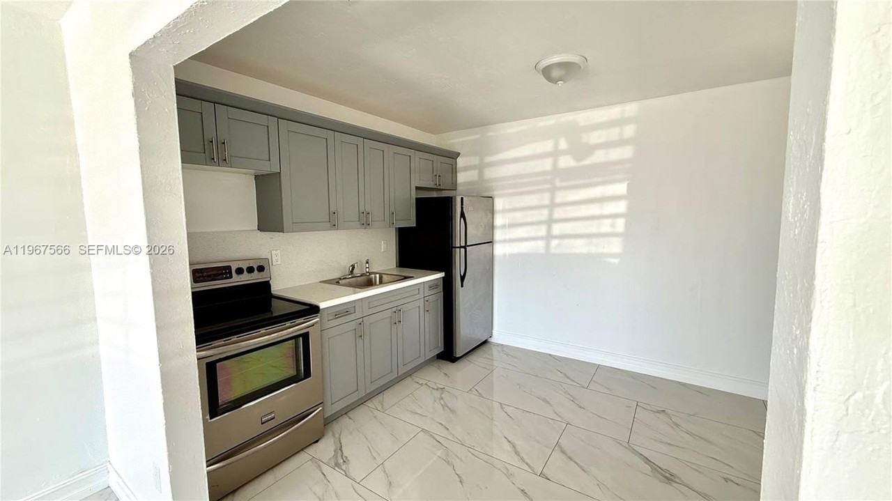 2371 Nw 61st St #A - Photo 3 of 5