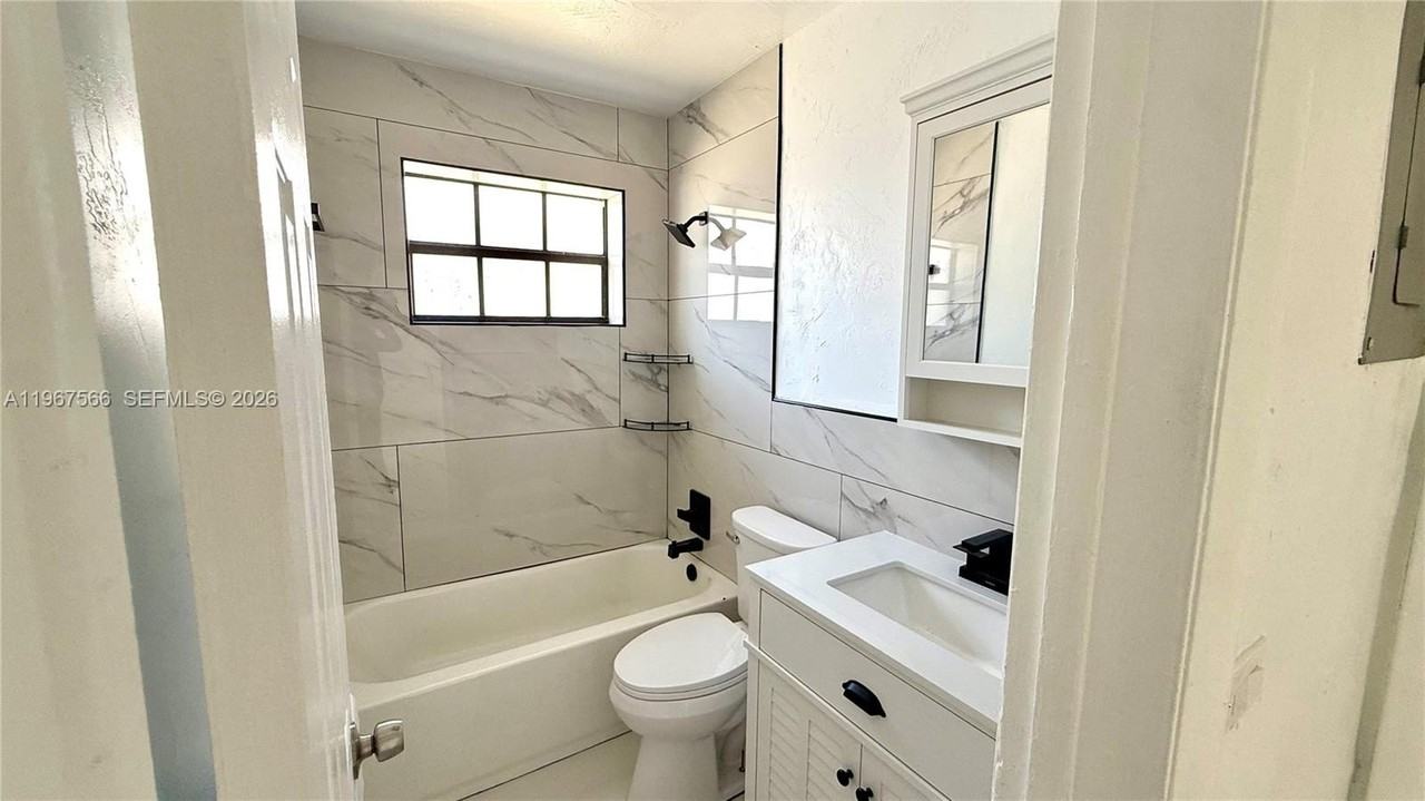 2371 Nw 61st St #A - Photo 4 of 5